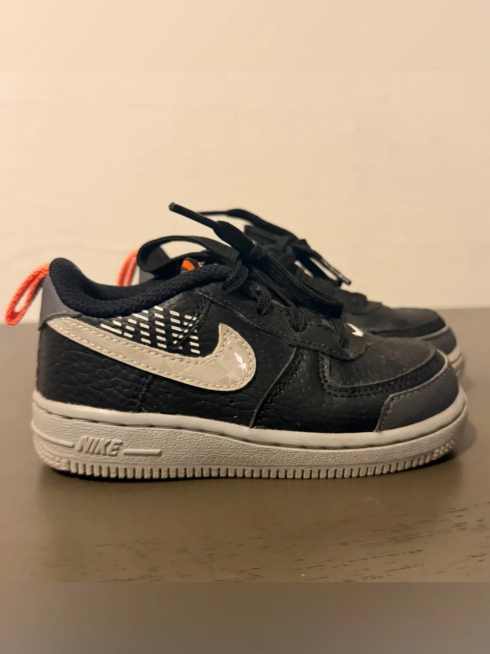 Kids Nike Air Force 1 LV8 2 